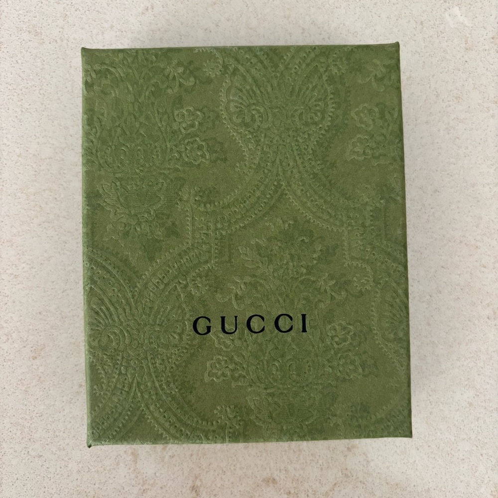 Gucci Interlocking G Keychain - Picture 7 of 11